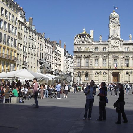 Апартаменты Les Capucins - Lyon 1Er Номер фото