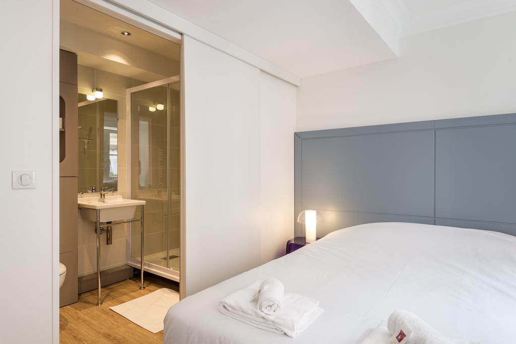 Апартаменты Les Capucins - Lyon 1Er Номер фото